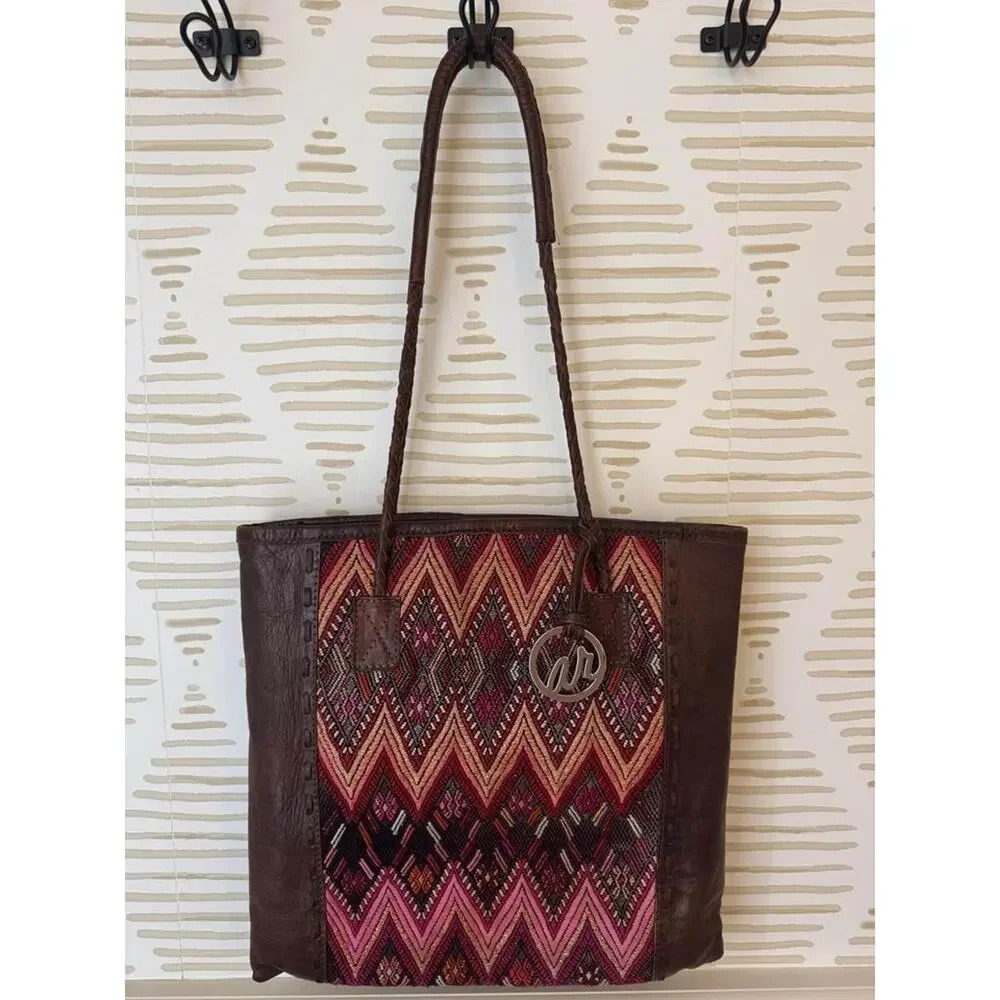 Arloom Tote Bag